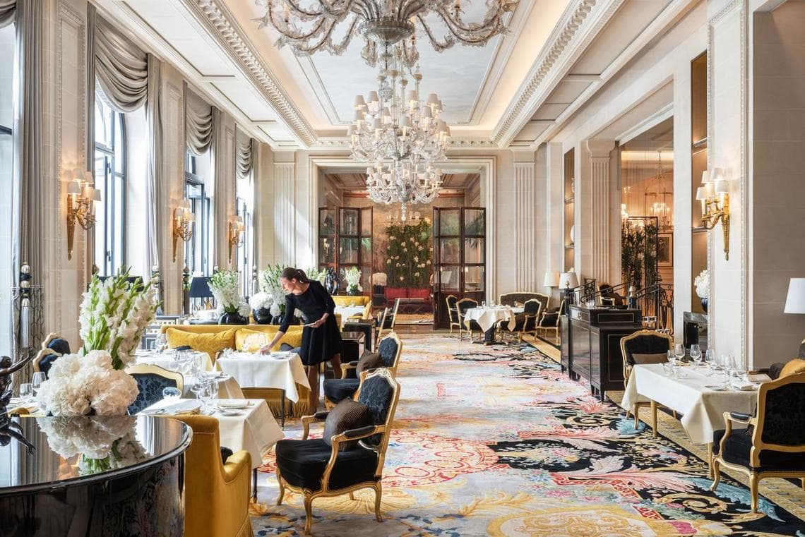 Four Seasons Hotel George V, Paris — TRUE 5 STARS