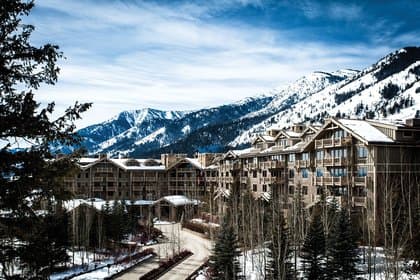 Four Seasons Resort Jackson Hole - True 5 Stars