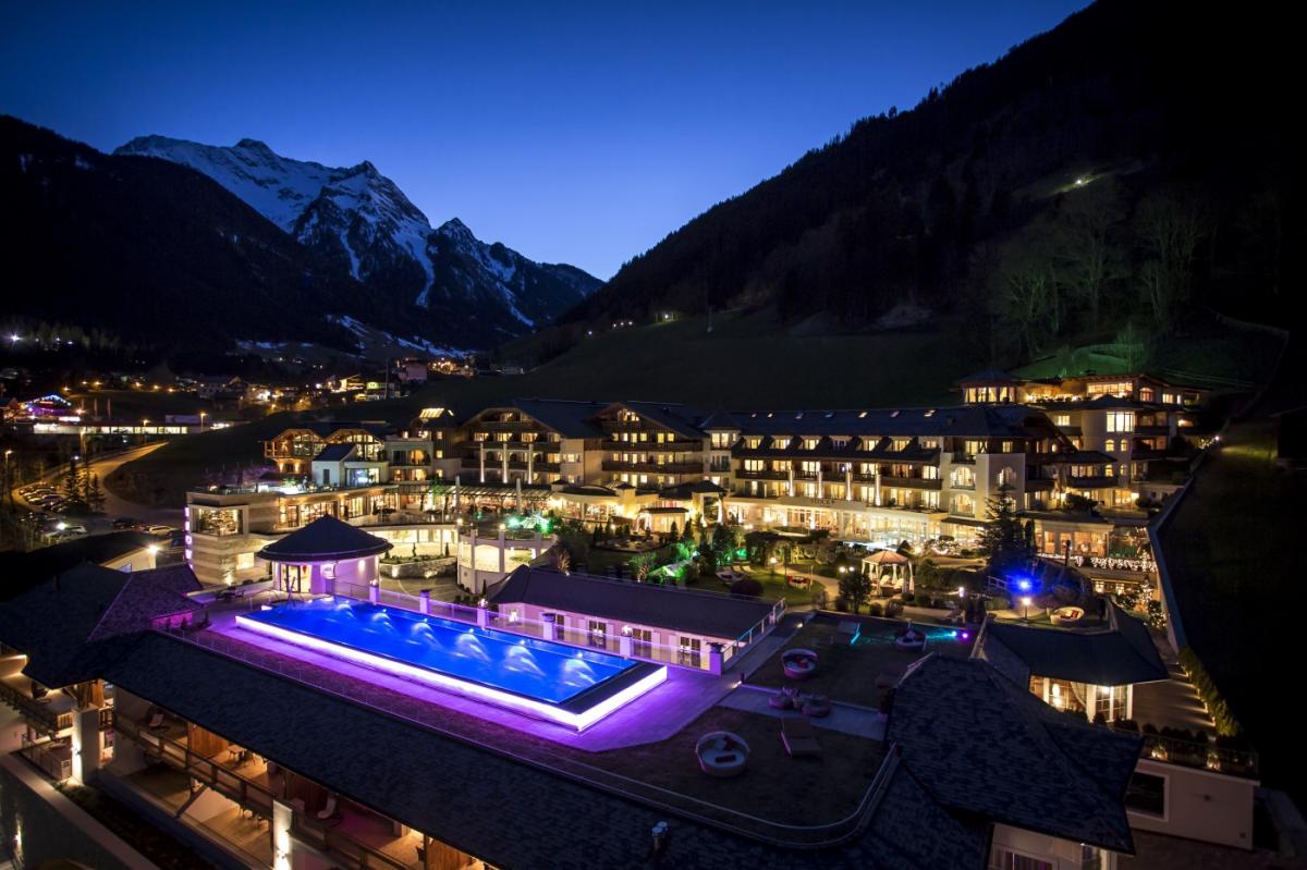 Stock Resort